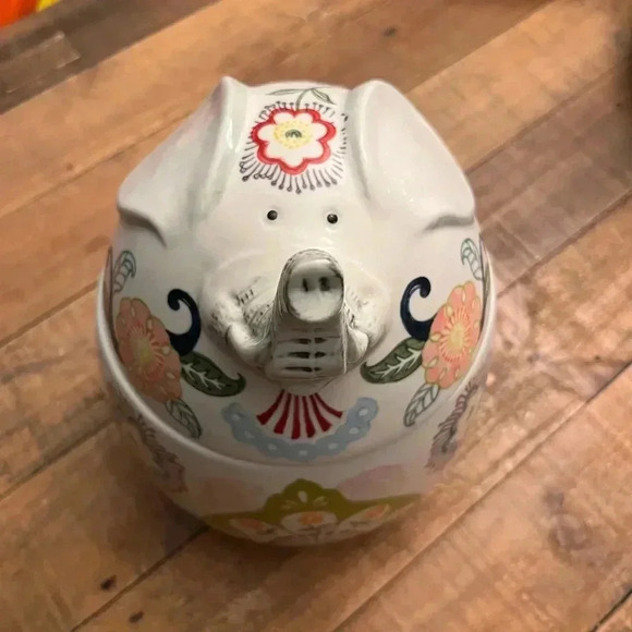 Pier 1 Elephant Cookie Jar - Picture 1 of 6